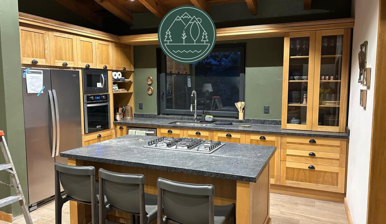 efad5333-ac1f-4f93-9d3e-63957da97a3b